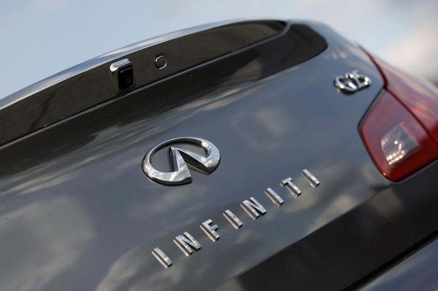  Infiniti G25 2012 года  (фото 25 из 30)